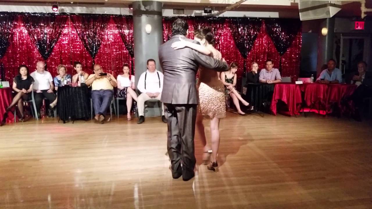 ArgentineTango: Fabian Salas & Lola Diaz @ Milonga Fantasía