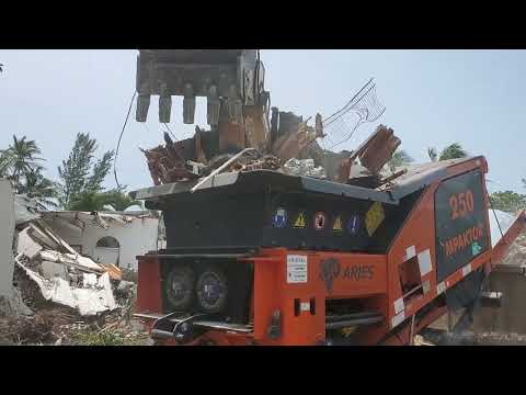 Arjes 250 Shredding House Demolition