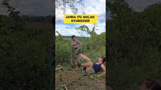 Download lagu Funny moment when a cute widow faceplants and it's hilarious ‼️‼️ #lol #funny #widow #hilarious #... mp3 Download lagu Funny moment when a cute widow faceplants and it's hilarious ‼️‼️ #lol #funny #widow #hilarious #... mp3