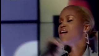 Eve (feat. Alicia Keys) - Gangsta Lovin&#39; (Top of the Pops, 2002)