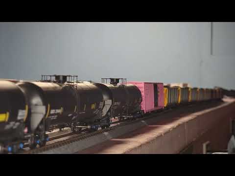 S1 E82: 4015 Hauling Oil and Coal. #train #trains #modelrailroad #railway