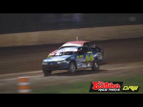 Modified Sedans - Heat 9 - IBRP Golden Helmet Series - Kingaroy Speedway - 18.03.2017