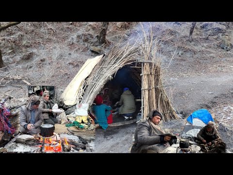 Himalayan Sheep Shepherd Life in Winter | Shepherd Food Cooking | Peaceful Himalayan shepherd Life