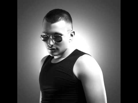 DaOne feat J. Rice - Love the way you life.wmv