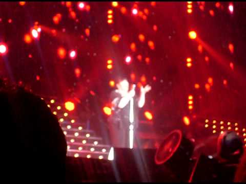 Its A Mans World - Mary Byrne