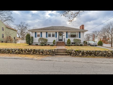 18 Curtis St, Wakefield MA - Michael Barrett - Tel 781-910-3104