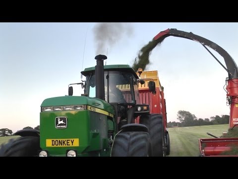 GRASSMEN - Two Legends And A Donkey