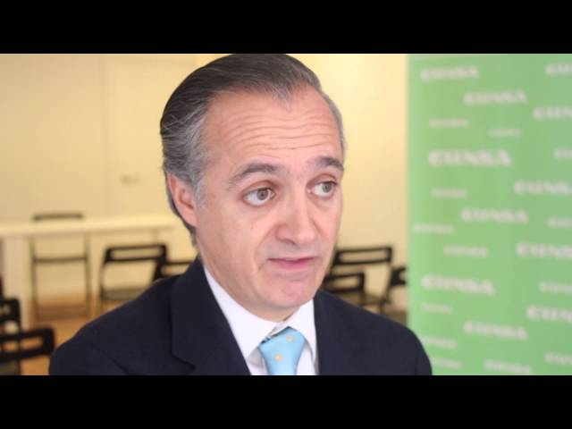 Vídeo relacionado con Éxito Empresarial Con O Sin Crisis: Jorge DÃ-Az-Cardiel Desgrana Las Claves de Las Empresas Españolas Que, Sin Importar Los Tiempos Que Corren, Saben ... En La Cima (Biblioteca jorge díaz-cardiel)