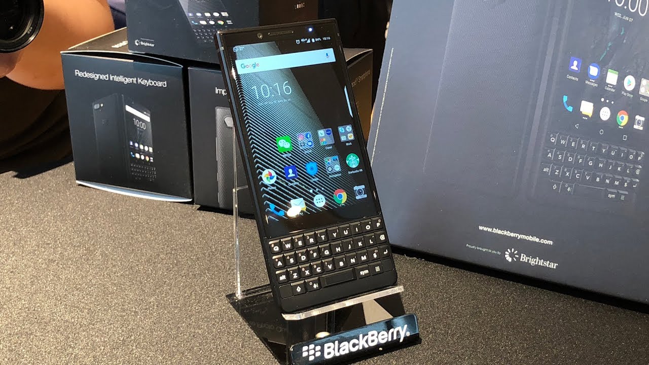 BlackBerry KEY2 First Look: Improved Build Quality and Keyboard!