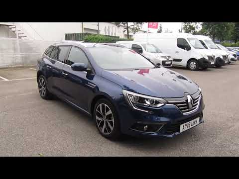 AY19UKK Renault Megane 1.3 TCe (140bhp) Iconic (s/s) ST