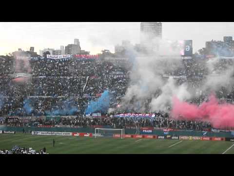 "Nacional vs defensor Final Campeonato Uruguayo 2010-2011 - LBDP Recibimiento - NACIONAL CAMPEÓN!!" Barra: La Banda del Parque • Club: Nacional