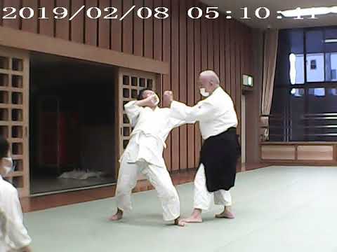 合気道鉄石会　初心者の部　肩取り　捌き