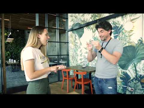 Saturn Magic - BADGE HOLDER (Gimmick and Online Instructions) by JOTA - Trick