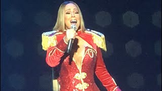 Mariah Carey- All I want for christmas Live in Tokyo,Japan 2018!! D5 Note!(HD QUALITY)10/31/18