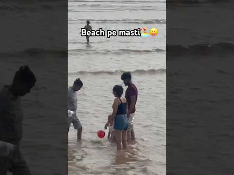 Beach masti😝 #hindisong #video #song #trending #beach ##travelling #travelvlog #pani #water #funny