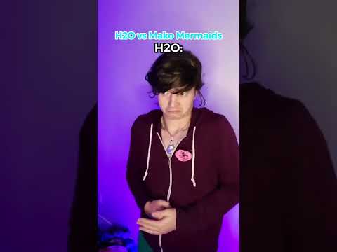 H2O vs Mako Mermaids #h2ojustaddwater #h2o #makomermaids #shorts