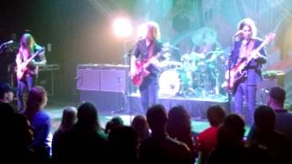 Graveyard: Stay For A Song/The Apple & The Tree