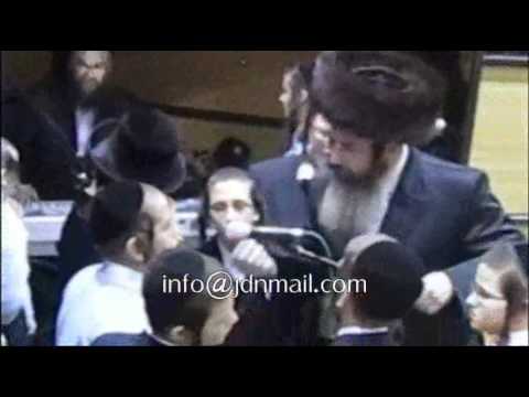 Chanukah 5771 With Munkatch Rebbe