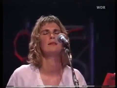 Chumbawamba - The day the nazi died (live)