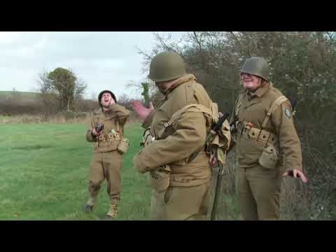 A Grenade Goes Off In Simon's Hand! (Yogscast CutShort)