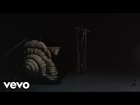 Saya Gray - SHELL ( OF A MAN ) (Visualiser) (Official)