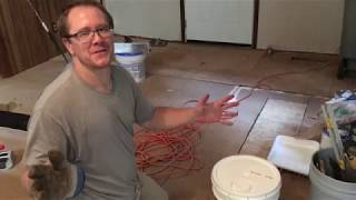 How to open a 5 gallon paint bucket