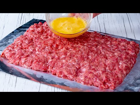 Replace meatballs with this minced meat roulade that is 10 times tastier