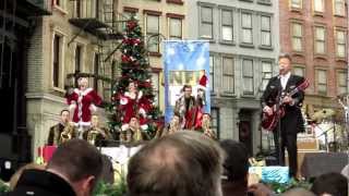 Brian Setzer rocks a Sleigh Ride for NFL on FOX