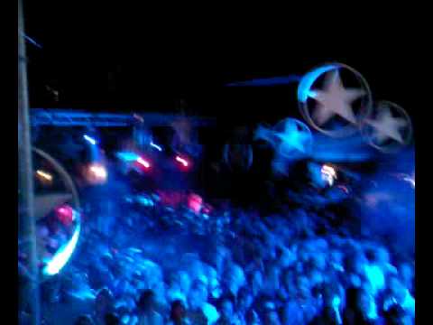 HAMVAI PG & LERAY AKOS & ROBERTO WINNY feat JESSE JACKSON - MORNING LIGHT (LIVE AT DISCOSHIT PARTY)