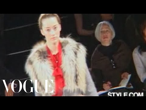 Fashion Show - Carolina Herrera: Fall 2007 Ready-to-Wear