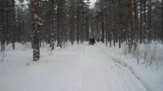 preview picture of video 'Moottorikelkkasafari 03.02.2011 Ähtärissä'