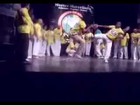 Rasteira violenta na capoeira