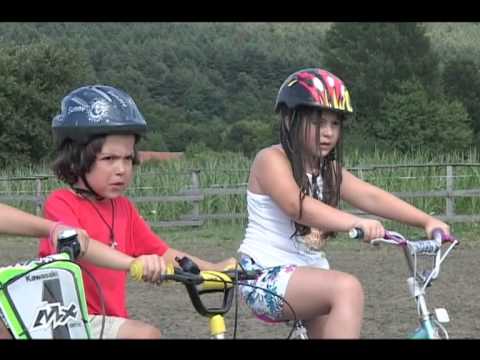 EMA KidKamp Bicfalau 2012 - Joc cu responsabilitate, inteligenta si conduita.