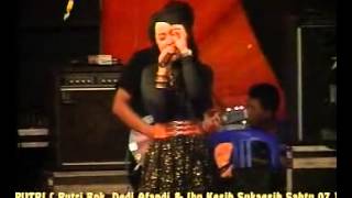 Download lagu Familys group - sejuta luka - selvi angraini mp3