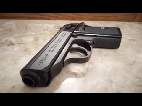 Black Walther PPK 380 acp - Disassembly Tip