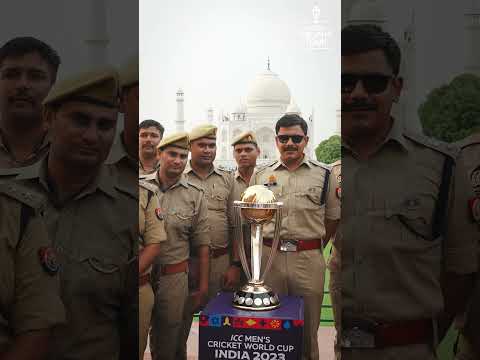 The ICC Men's Cricket World Cup Trophy at Taj Mahal 😍 #CWC23