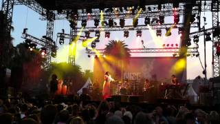 Macy Gray - Kissed It - live in Nice 2011