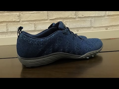 SKECHERS WOMEN'S RELAXED FIT BREATHE EASY SLIP ON SHOE CLOSER LOOK SKECHERS WOMENS SHOES SHOPPING