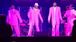 Ladies night with Darron Moore and the 14th floor