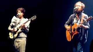 Jesca Hoop + Iron &amp; Wine - Hunting My Dress (Live in London)