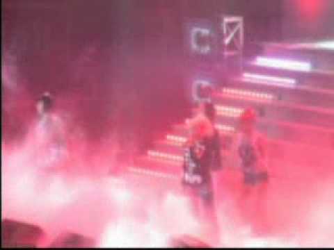 110604 2NE1 - FIRE @ THE PARTY ! 2ne1 Live in Manila