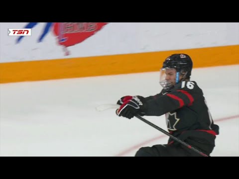 Connor Bedard 4-3 OT WINNER QF vs Slovakia (Jan. 2, 2023) (TSN/RDS)