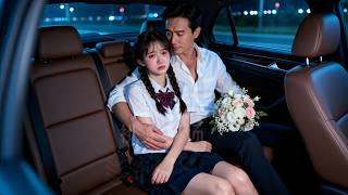 眼看要被抓去賣給老頭，灰姑娘慌忙鑽進陌生男人車里求救，殊不知他是九代單傳的絕嗣總裁！一夜溫情後得知她懷孕，趕忙接回豪門，寵入骨髓！#甜妻的心動契約#短劇 #drama #霸總 #灰姑娘 #甜寵