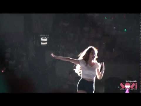 120818 SMTown Live Tour in Seoul Tiffany & Jessica - Kissing You