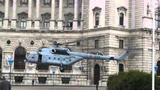 Kroatischer MI-171SH landet am Heldenplatz