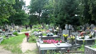Konstancin-Jeziorna - Migawki z miasta - odc. 50 - Cmentarz w Słomczynie