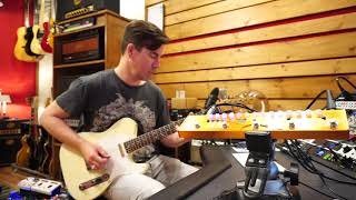 Video thumbnail for Tech 21 Acoustic Fly Rig with Pete Thorn by Tech21nyc
