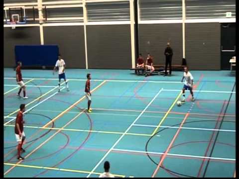 Gonemo 1 - Excelsior'31 2 ( Zaal )