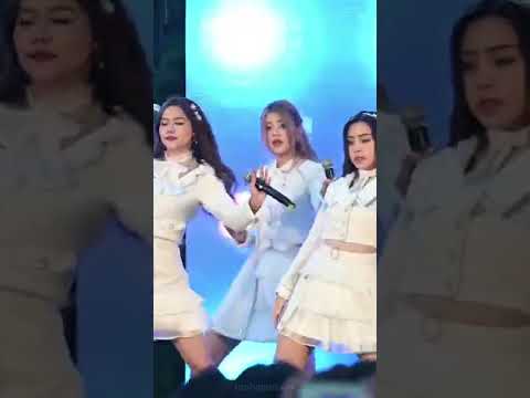 Shonichi - Namneung BNK48 งาน BNK48 1st GENERATION SINGLE "Jiwaru DAYS" FIRST PERFORMANCE