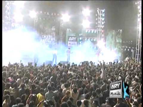 EP Kaha Hay Tu Live in Rock on Pakistan Event Karachi 13 Aug 09